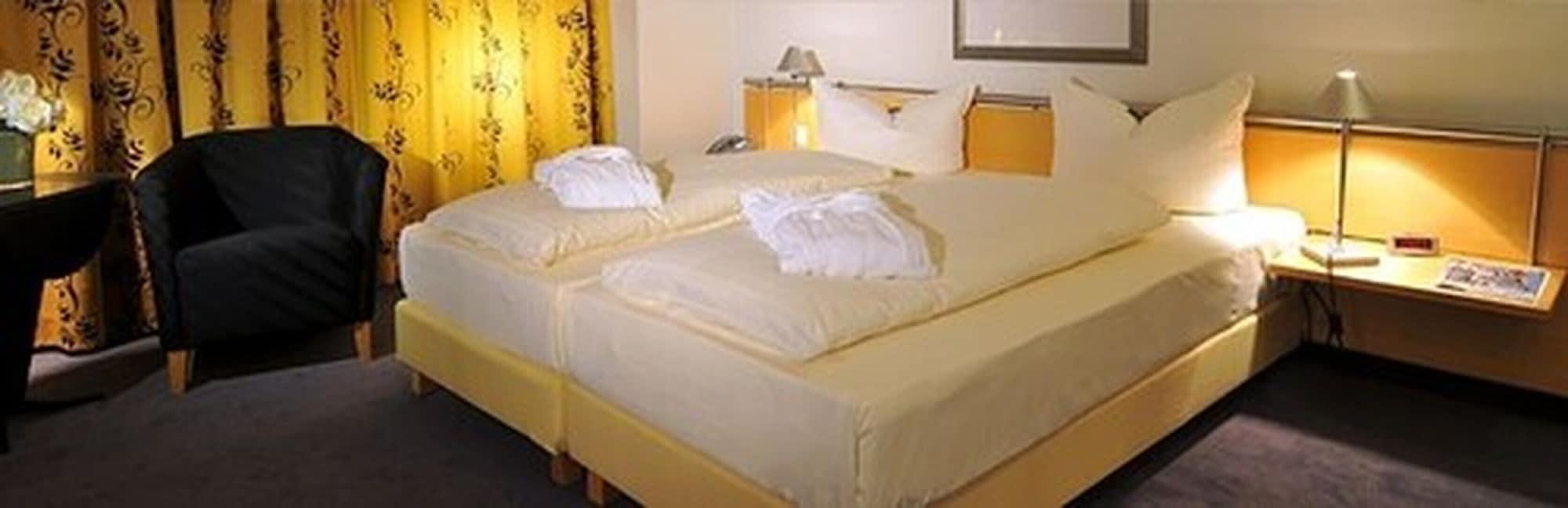 Western Im Forum Muelheim 4*